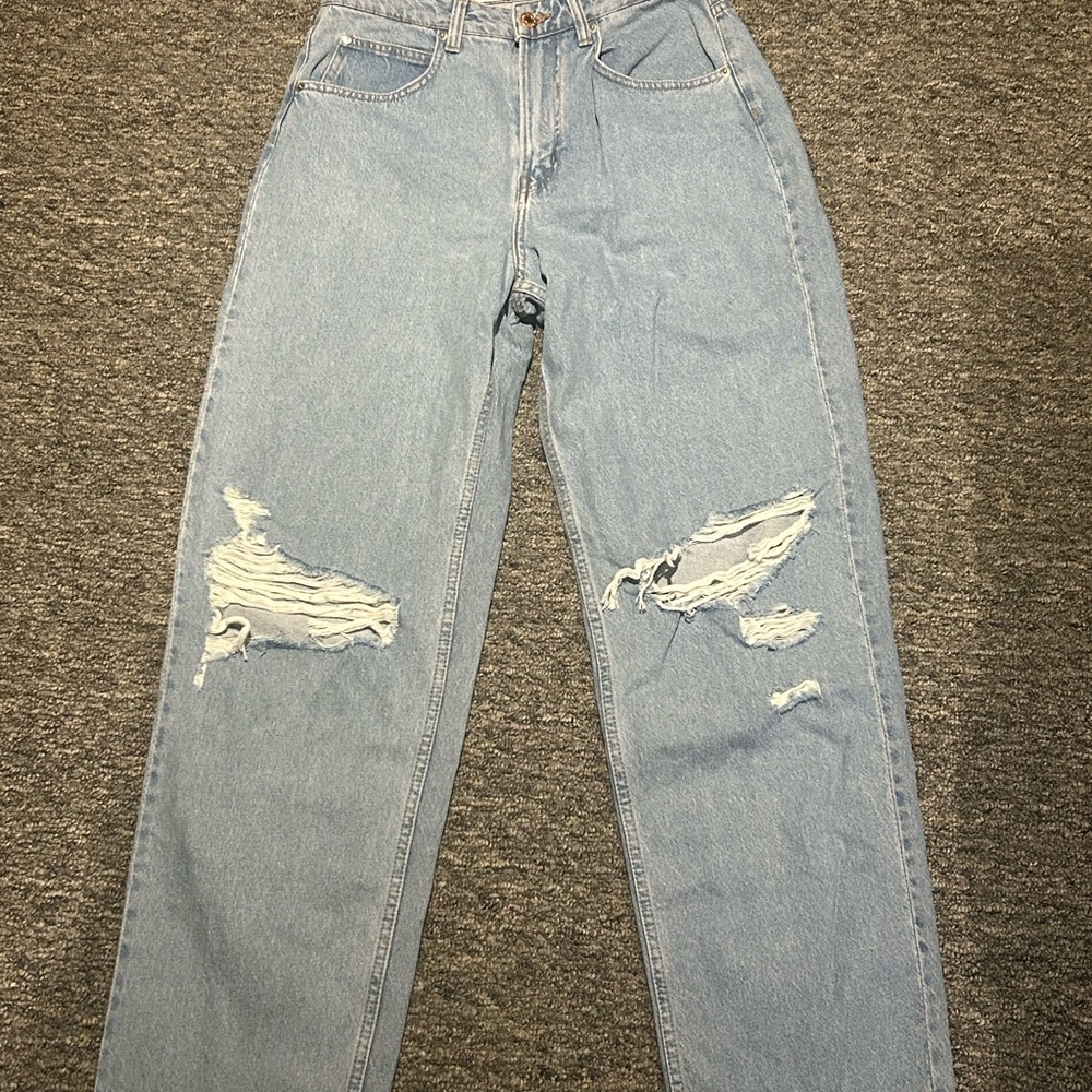 H&M Light Blue Distressed Women Jeans